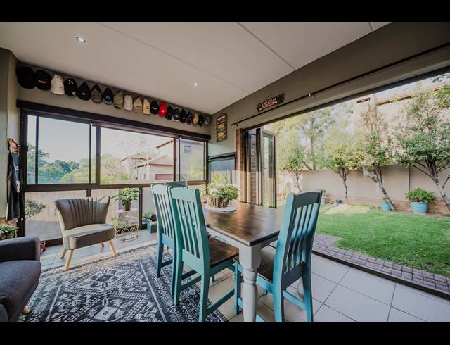 3 BEDROOM TOWNHOUSE FOR SALE IN RUIMSIG COUNTRY ESTATE